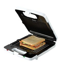 بي تك صانع السندوتشات من كينوود ابيض Sm740