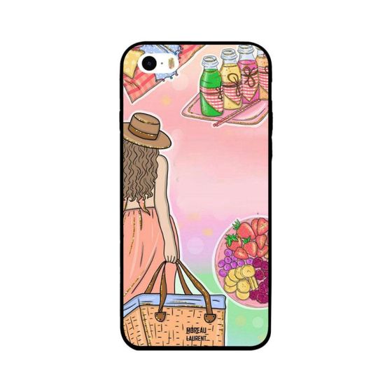Girl Ready Picnic Printed Back Cover for Apple iPhone 5